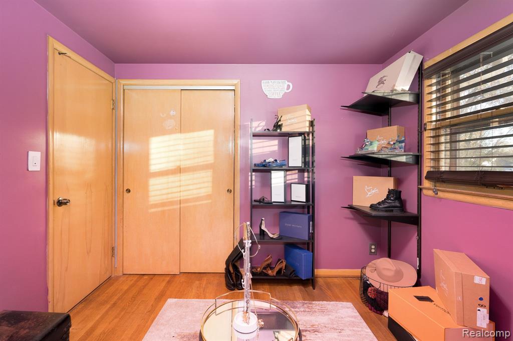 392 Cambridge Drive, Mount Clemens, MI 48043 — Photo 34