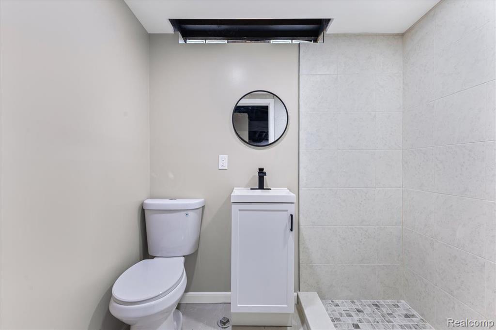 20836 Whitlock Drive, Dearborn Heights, MI 48127 — Photo 21