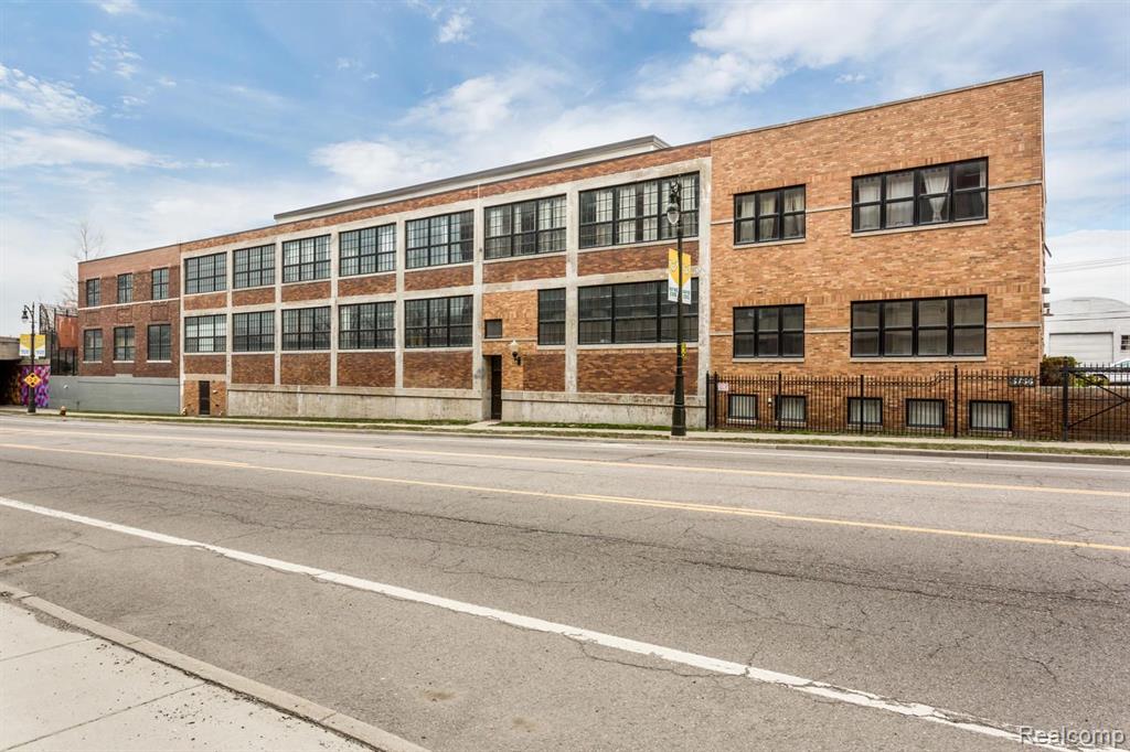 5766 TRUMBULL Street, Detroit, MI 48208 — Photo 26