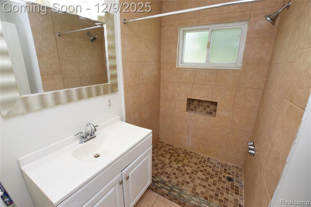 8231 N Vassar Road, Mount Morris, MI 48458 — Photo 6
