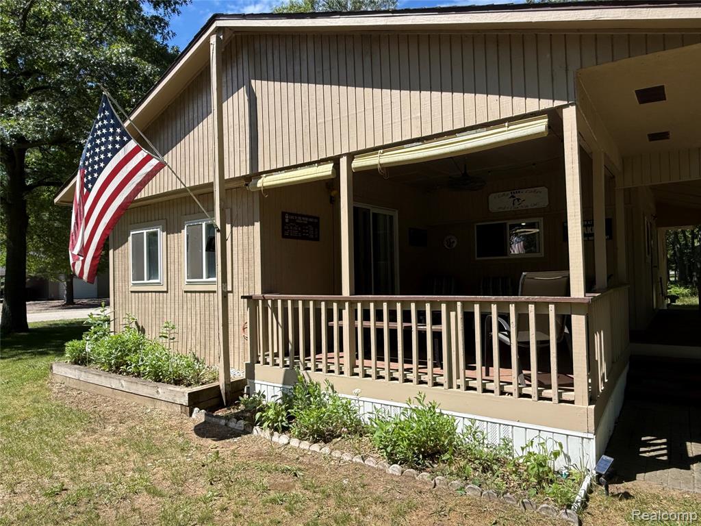 5680 Oakridge Drive, Caseville, MI 48725 — front exterior