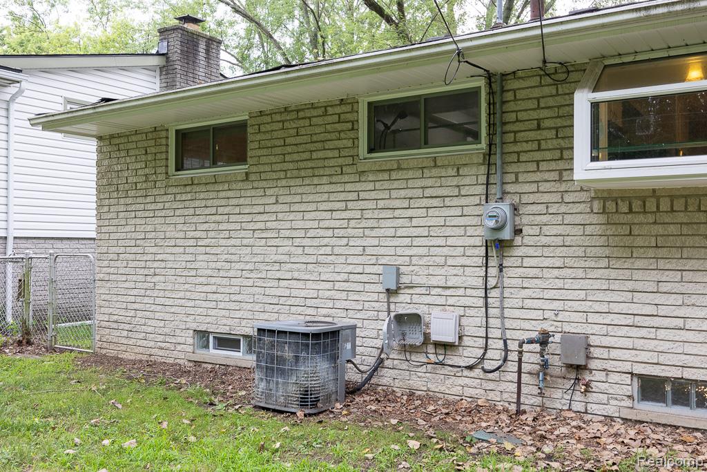 8040 Alton Street, Canton, MI 48187 — Photo 42