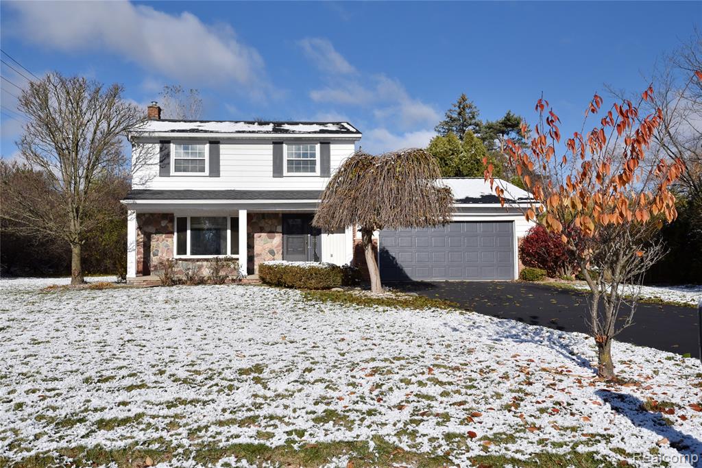 684 Wilshire Drive, Bloomfield Hills, MI 48302 — front exterior
