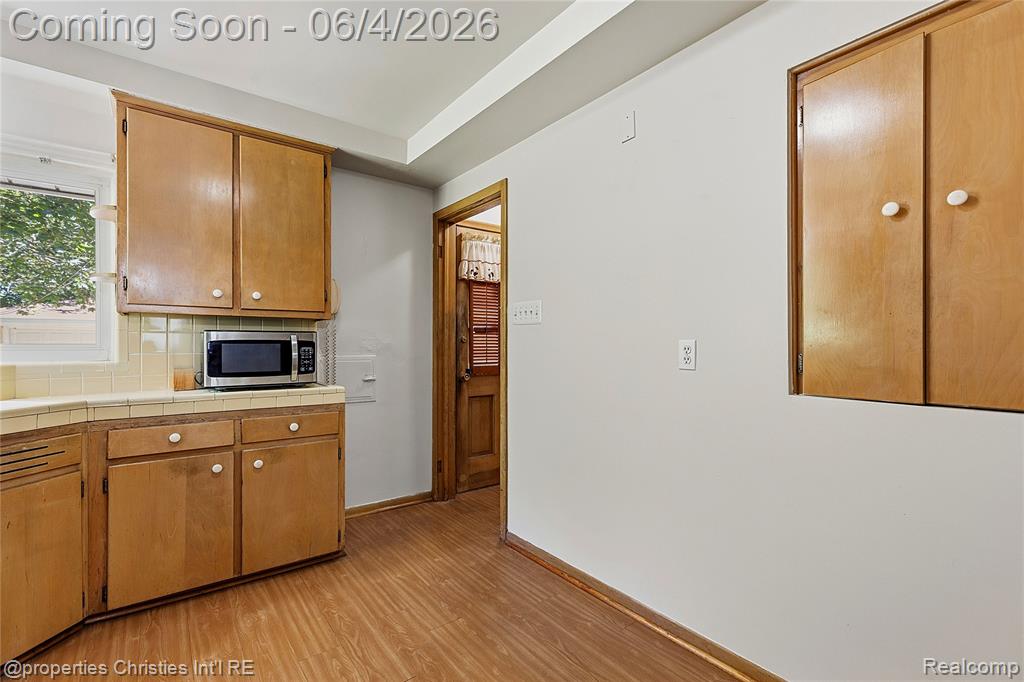 9610 Norborne, Redford, MI 48239 — Photo 12