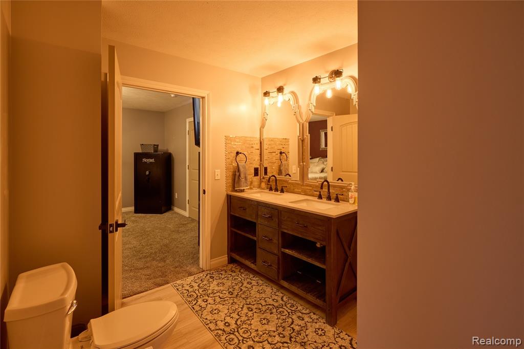 975 Miller Highway, Olivet, MI 49076 — Photo 9