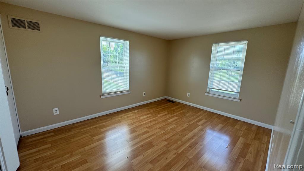 8972 SCOTIA Drive, Sterling Heights, MI 48312 — Photo 8