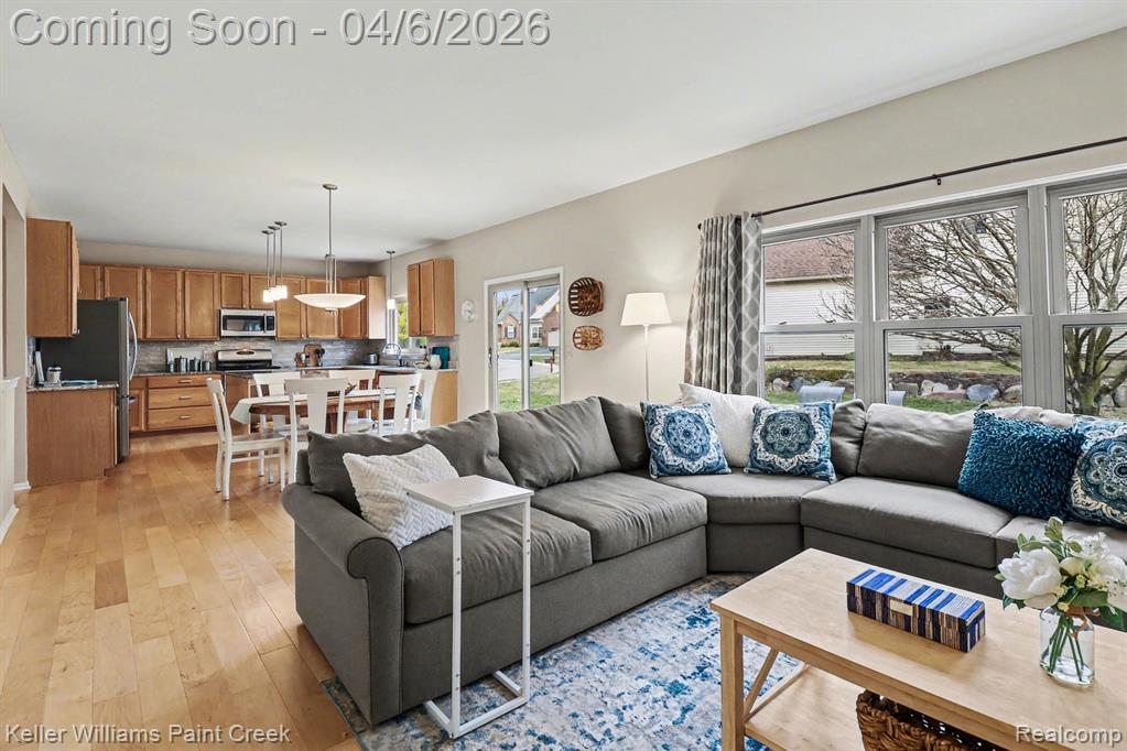 2187 Marie Drive, Lake Orion, MI — Photo 6