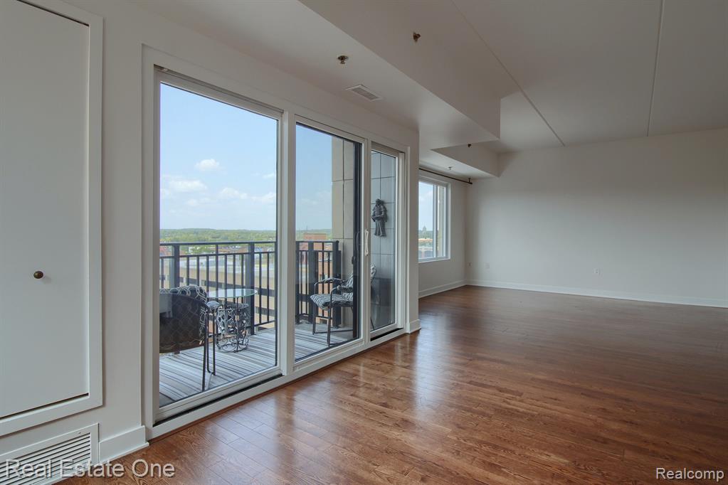 111 N Ashley 810, Ann Arbor, MI 48104 — Photo 11