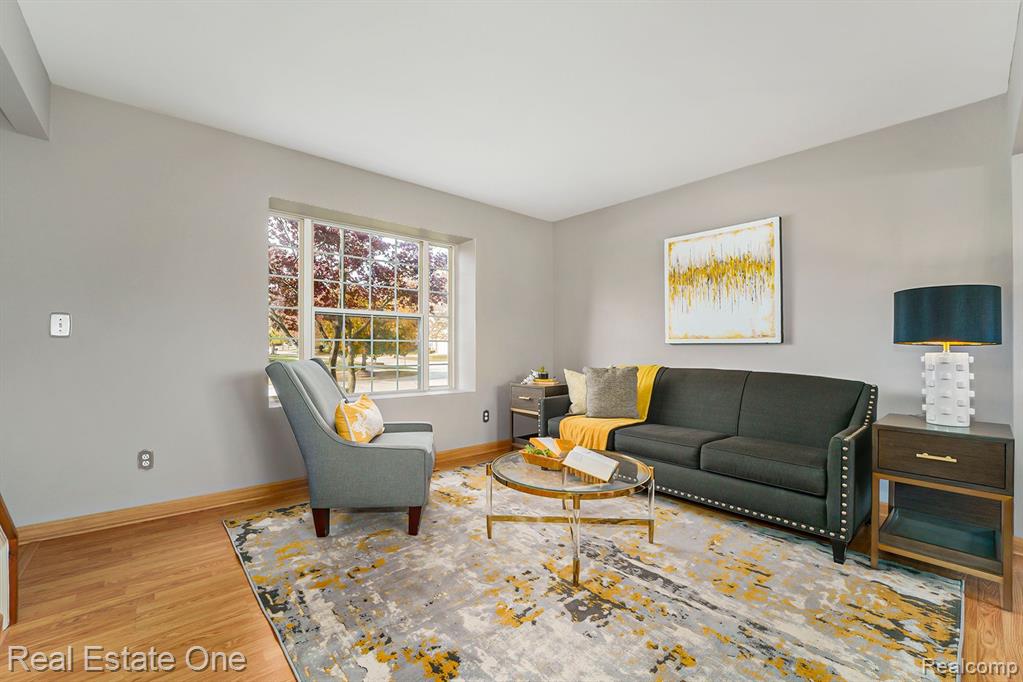 3599 PARKLAWN Drive, Canton, MI 48188 — Photo 9