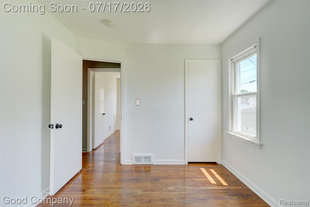 631 Saint Johns Street, Wyandotte, MI 48192 — Photo 16