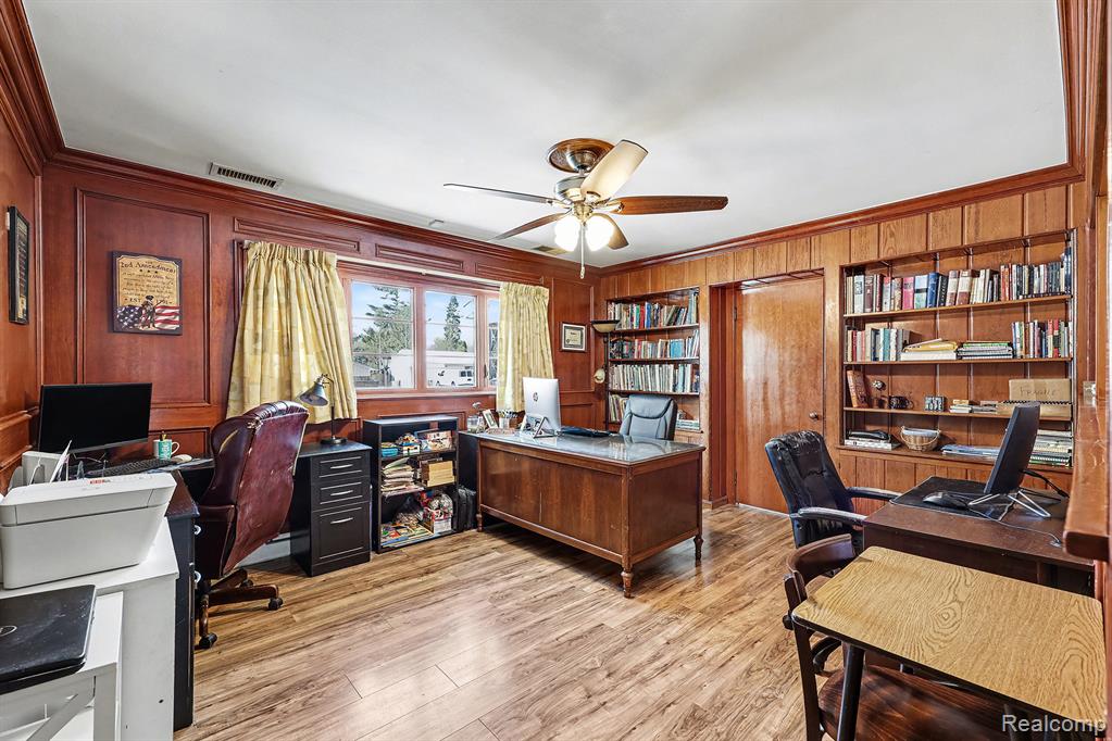 45420 Grant Park, Utica, MI 48317 — Photo 13