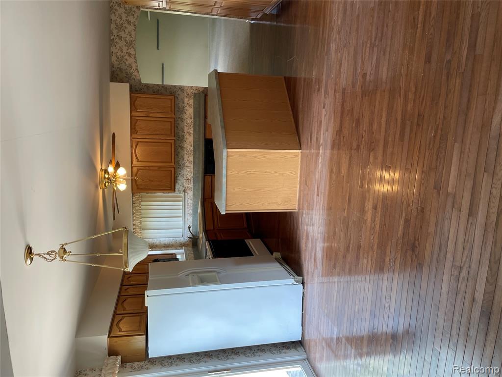 9514 Madison Drive, Van Buren, MI 48111 — Photo 10