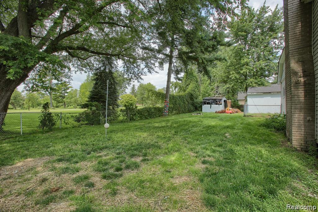 50928 REDWOOD Lane, New Baltimore, MI 48047 — Photo 22