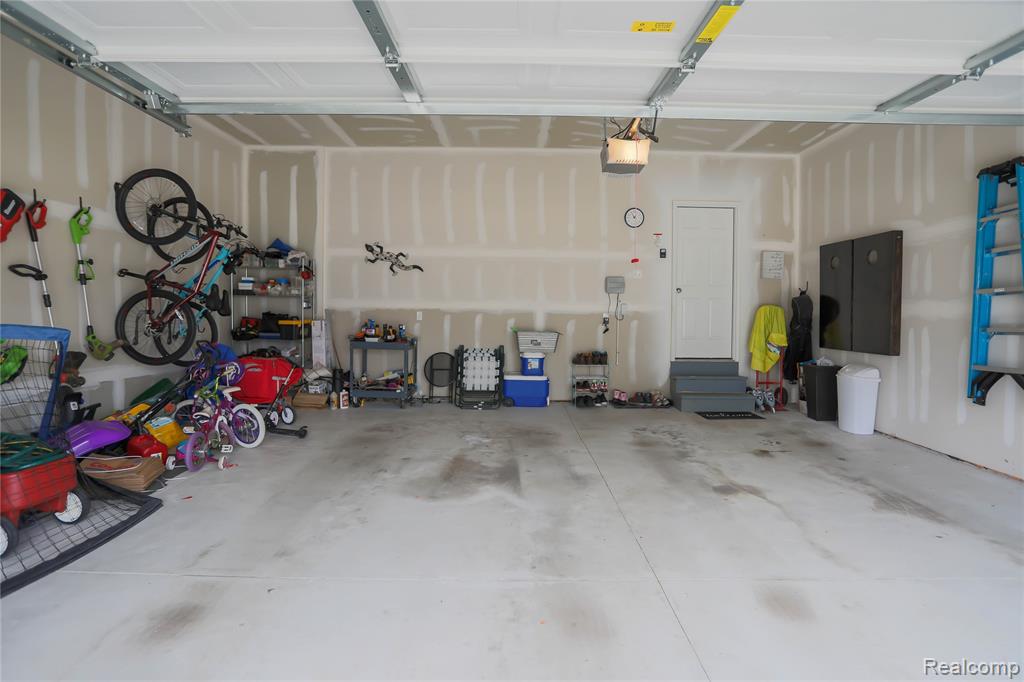 20776 Wexford Drive, Macomb, MI 48044 — Photo 18