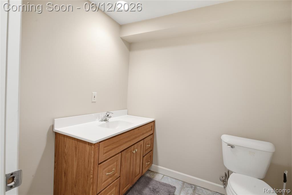 830 Hemingway Road, Lake Orion, MI 48362 — Photo 40