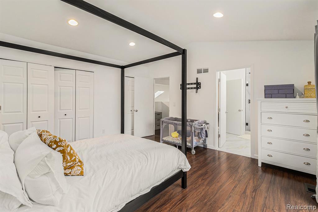 7408 WESTBURY Boulevard, West Bloomfield, MI — Photo 23
