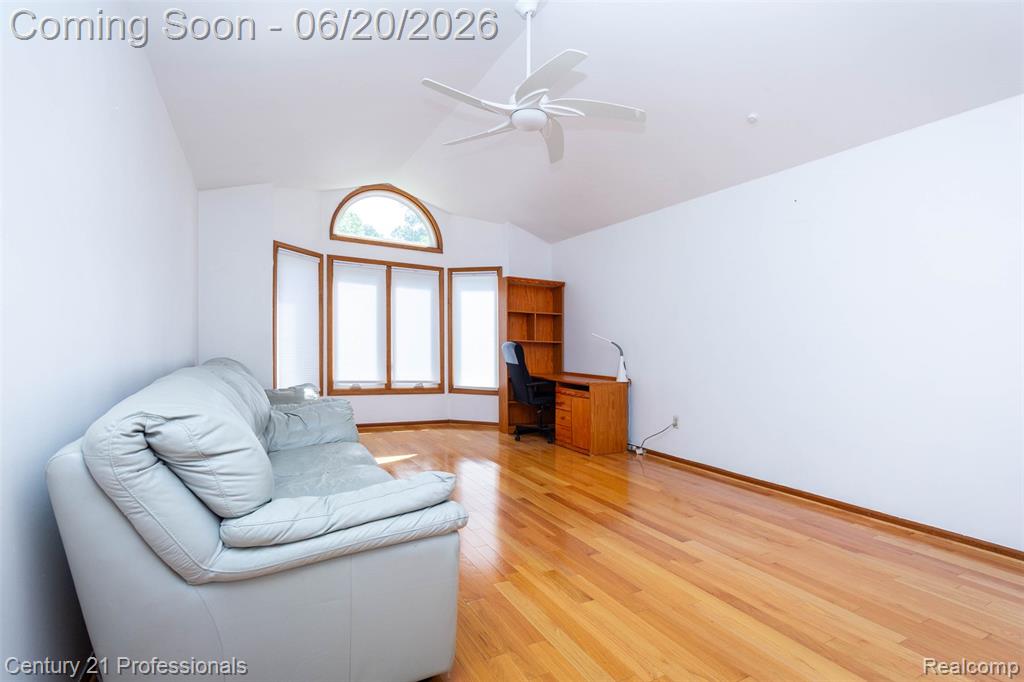 6241 Smithfield Drive, Troy, MI 48085 — Photo 17