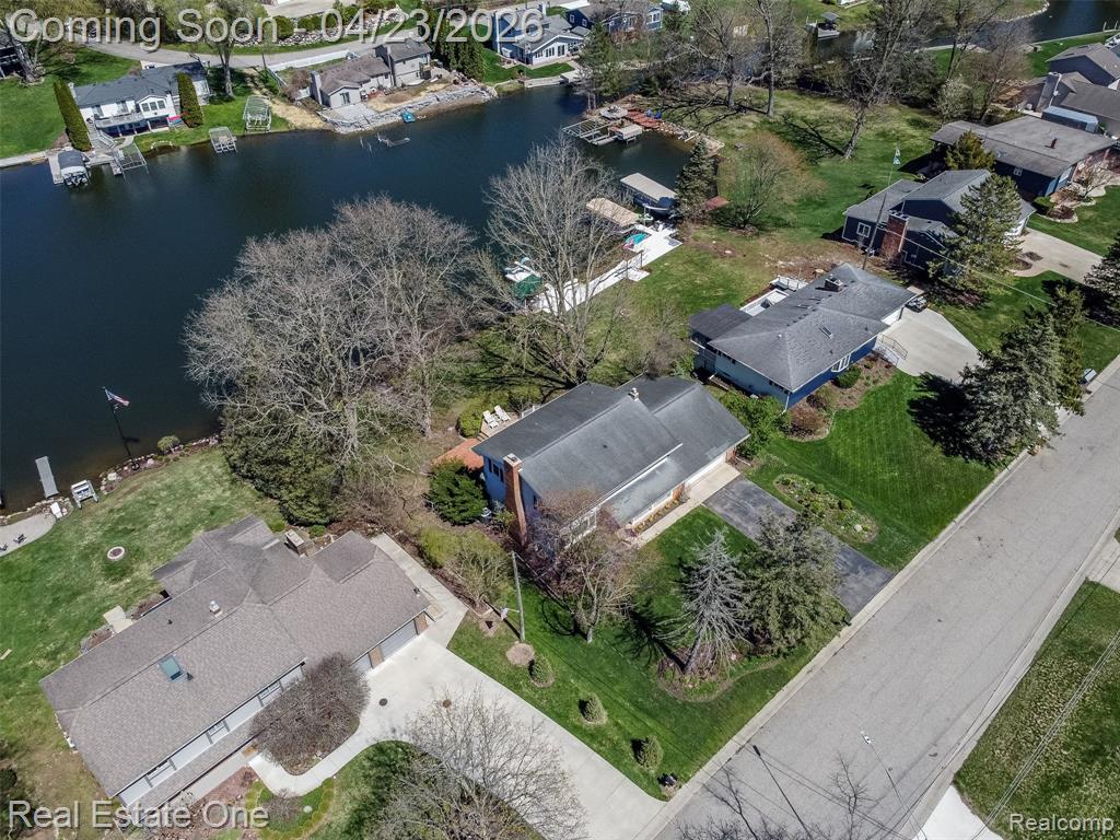 10420 Cedar Point Drive, White Lake, MI — Photo 10