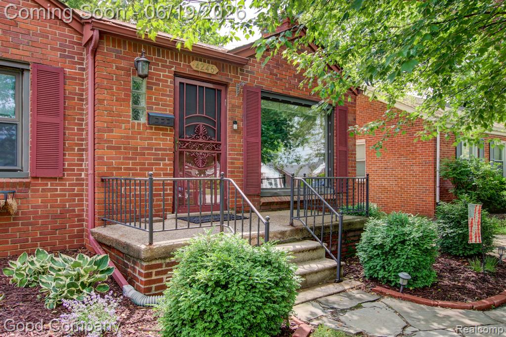 4246 Elmwood Avenue, Royal Oak, MI 48073 — Photo 43