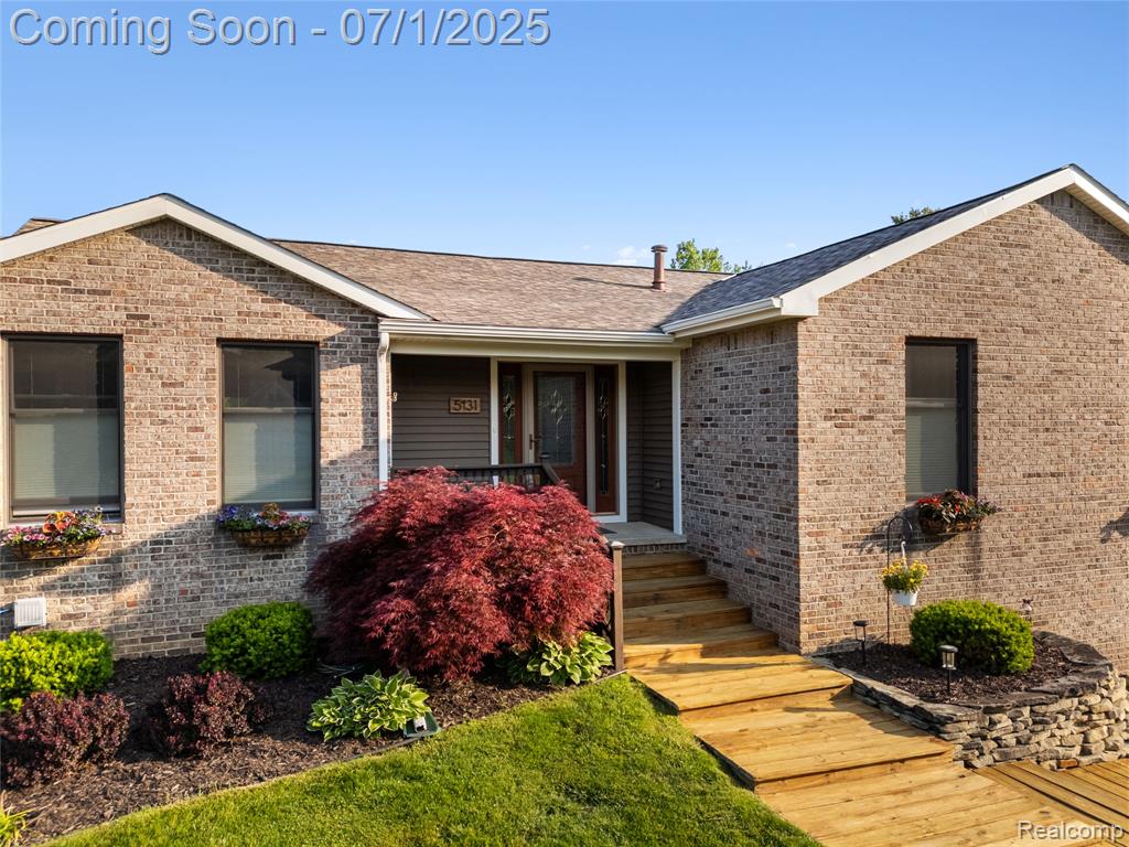 5131 Navajo Trail, Pinckney, MI 48169 — Photo 2