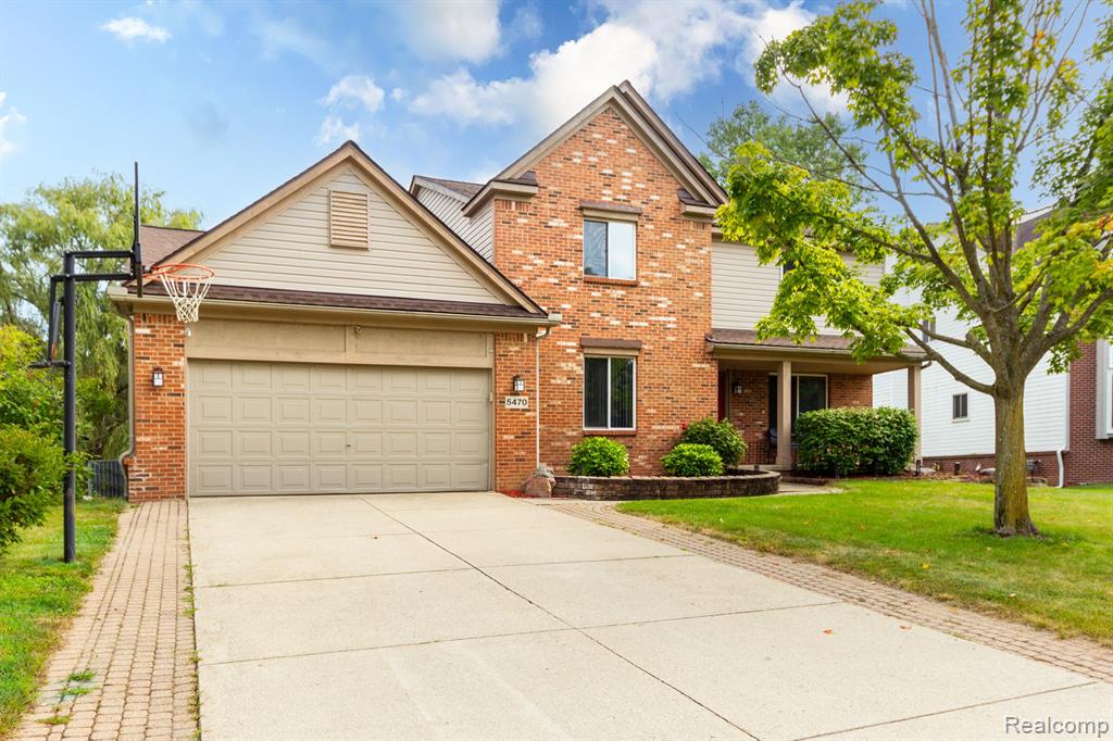 5470 MILL RACE Way, Commerce Twp, MI 48382 — front exterior