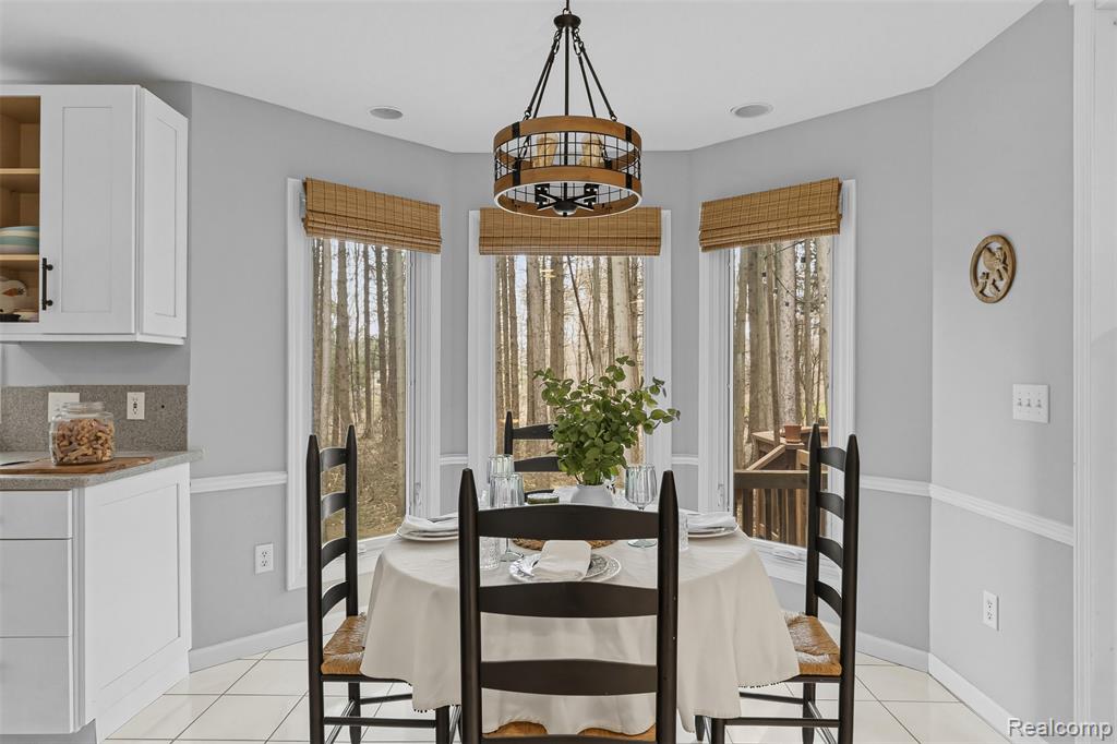 9641 Rolling Greens Drive, Pinckney, MI 48169 — Photo 13