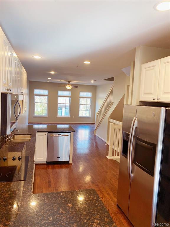 608 LEWIS Street, Birmingham, MI 48009 — Photo 7