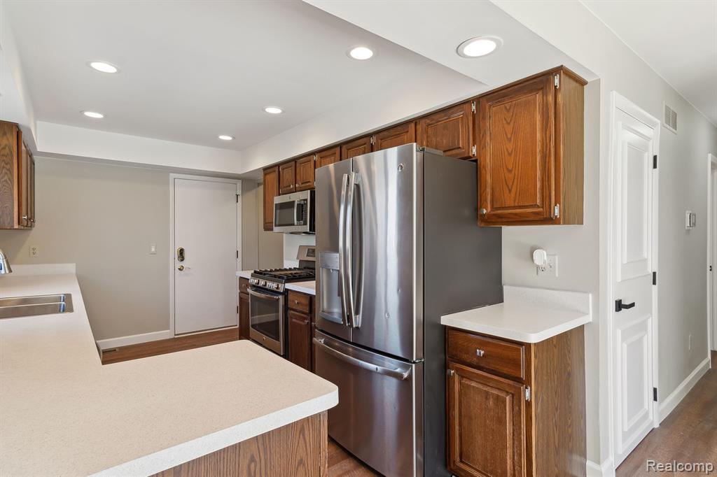 25567 BUCKMINSTER Drive, Novi, MI — Photo 10
