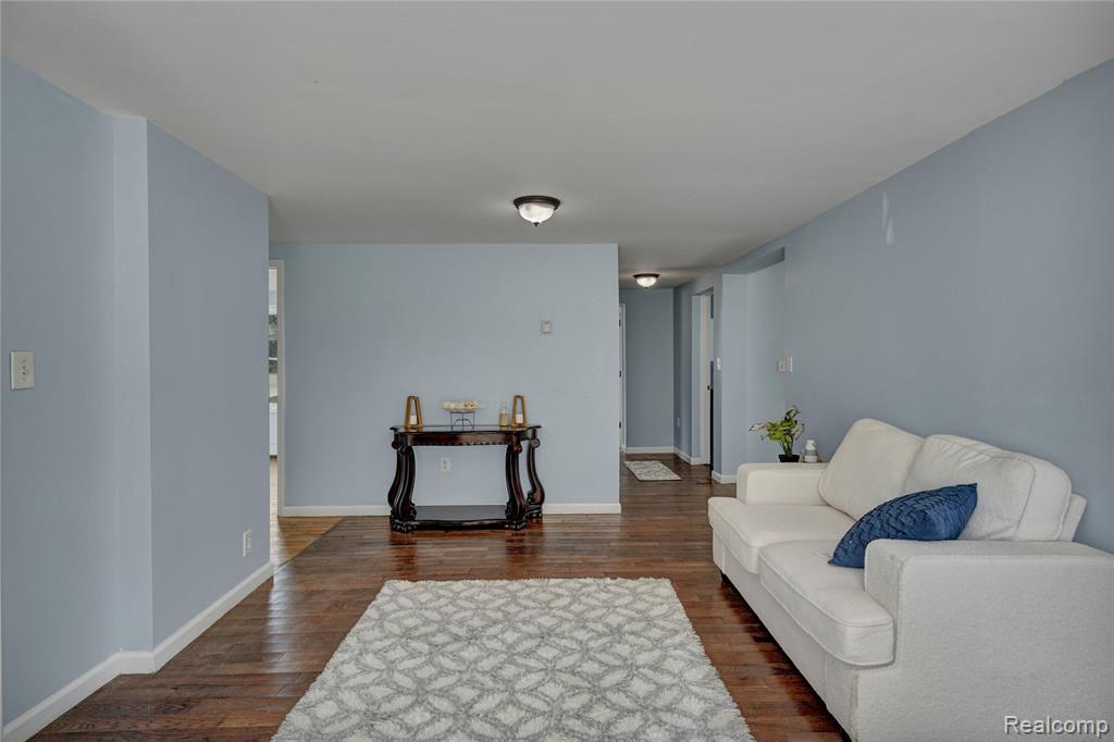 914 Chartier Street, Marine, MI — Photo 11