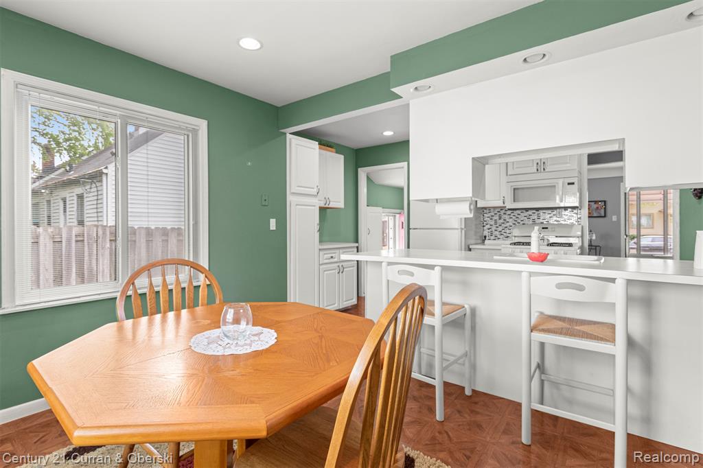 919 Whitcomb Avenue, Royal Oak, MI 48073 — Photo 10