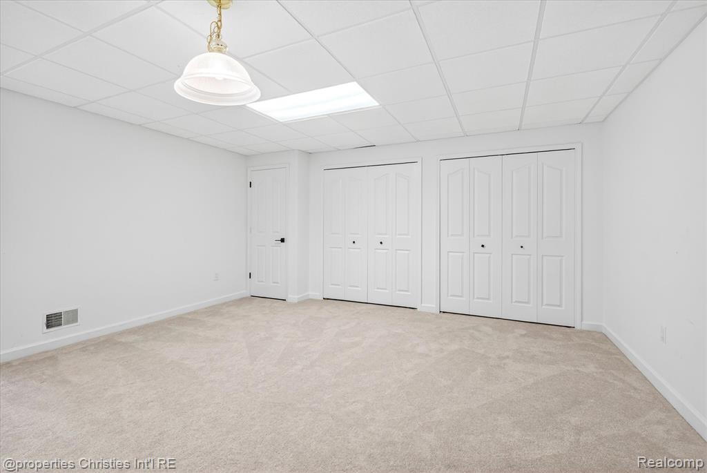 16502 Cypress Court, Northville, MI 48168 — Photo 42