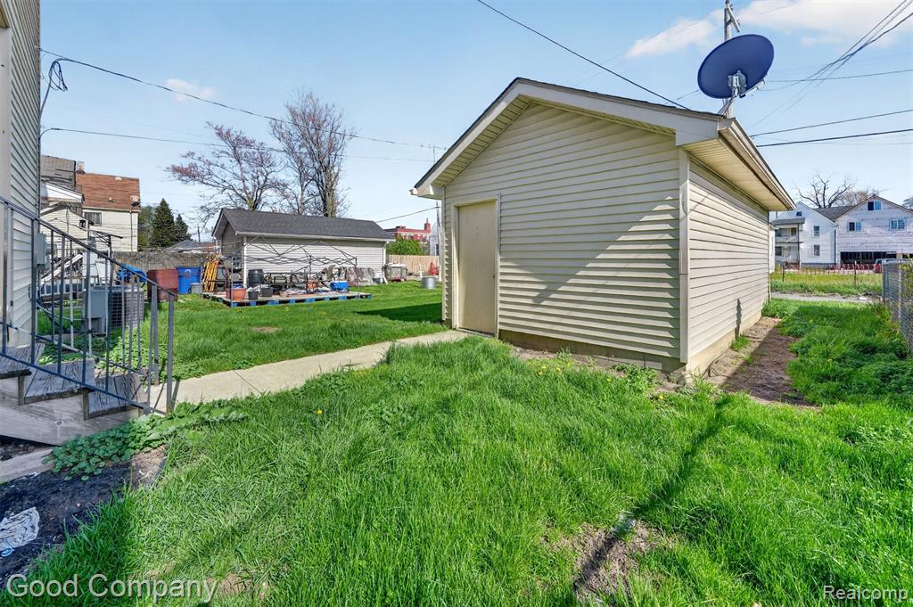 2320 Andrus Street, Hamtramck, MI 48212 — Photo 33