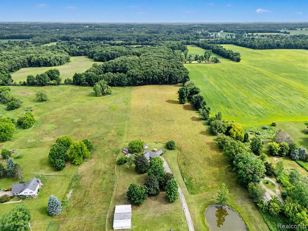 8751 Bath Road, Byron, MI 48418 — Photo 34