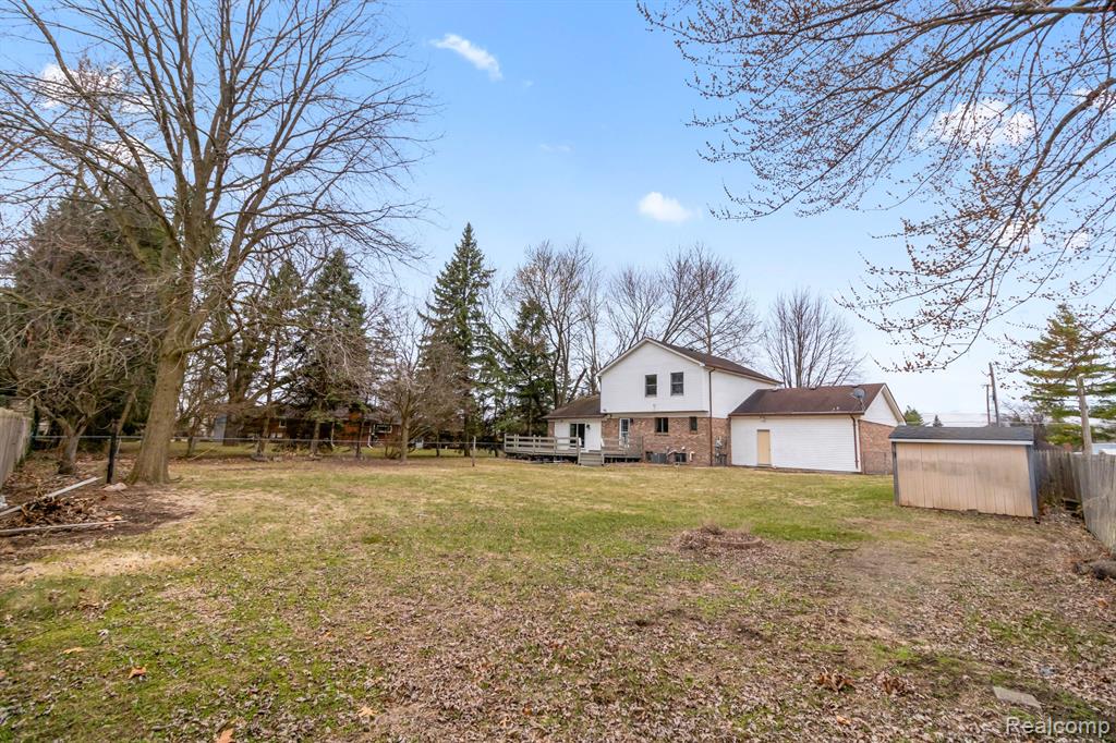 40088 SAAL Road, Sterling Heights, MI 48313 — Photo 29