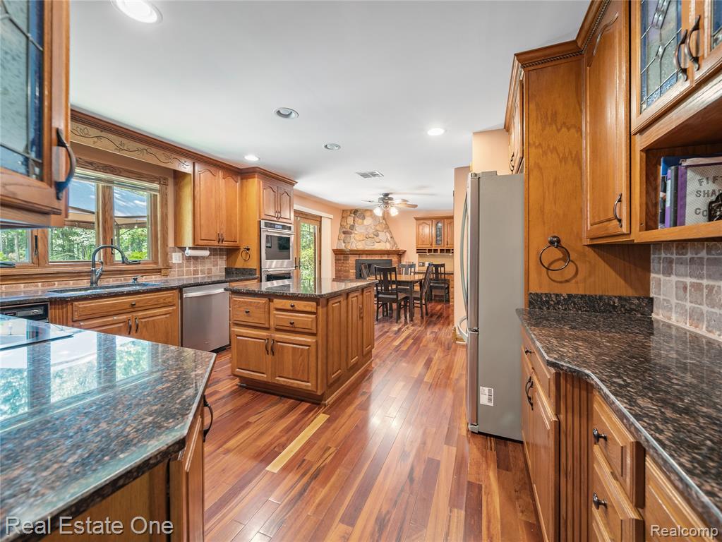 5336 Kensington Road, Brighton, MI 48114 — Photo 18