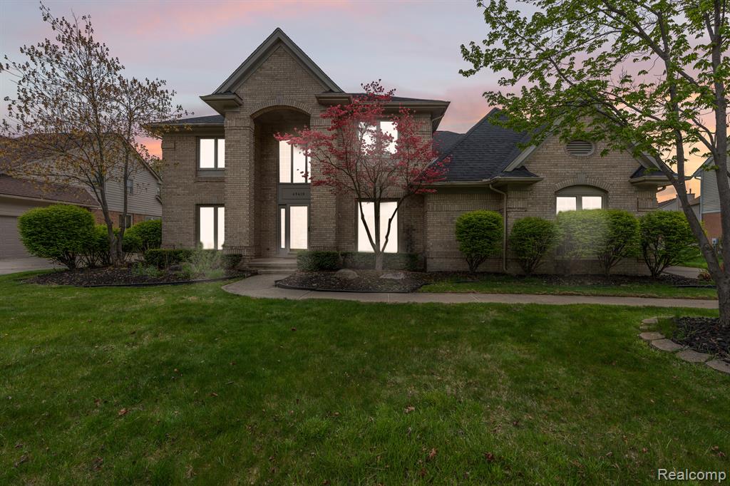 45419 GLENGARRY Boulevard, Canton, MI 48188 — Photo 2