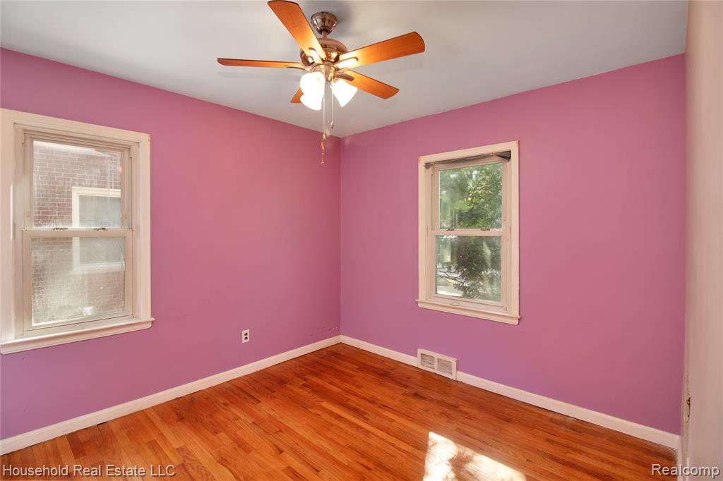 8027 Kolb Avenue, Allen Park, MI 48101 — Photo 12