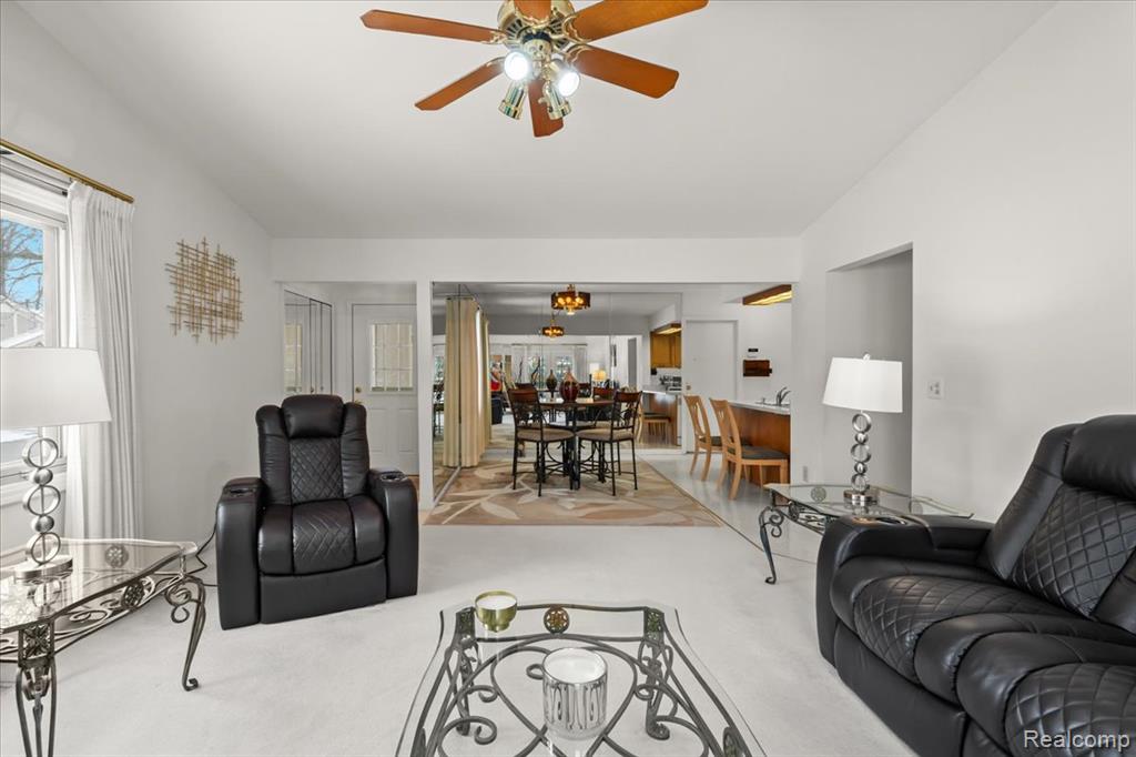 42158 Blossom Lane, Clinton Twp, MI 48038 — Photo 6