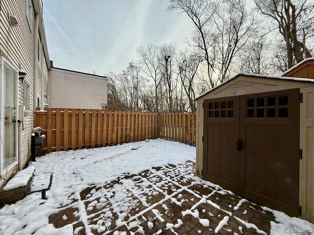 805 Estrada Drive, Belleville, MI 48111 — Photo 41