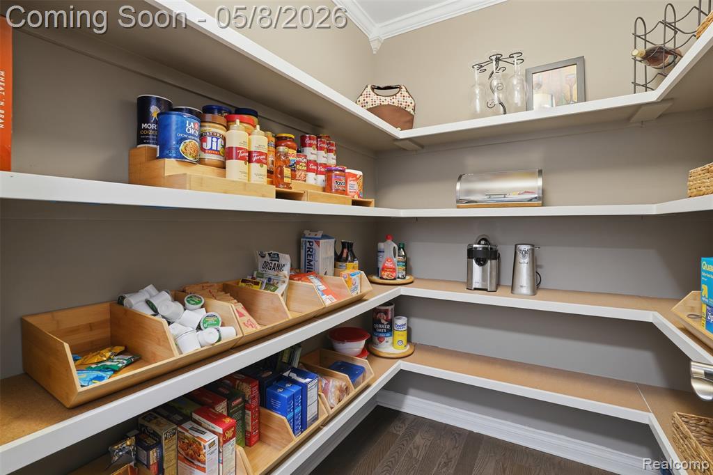 826 Kestrel Court, South Lyon, MI 48178 — Photo 15