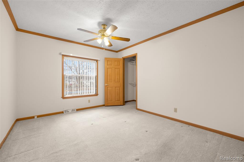4966 Venice Circle, Northville, MI 48167 — Photo 25