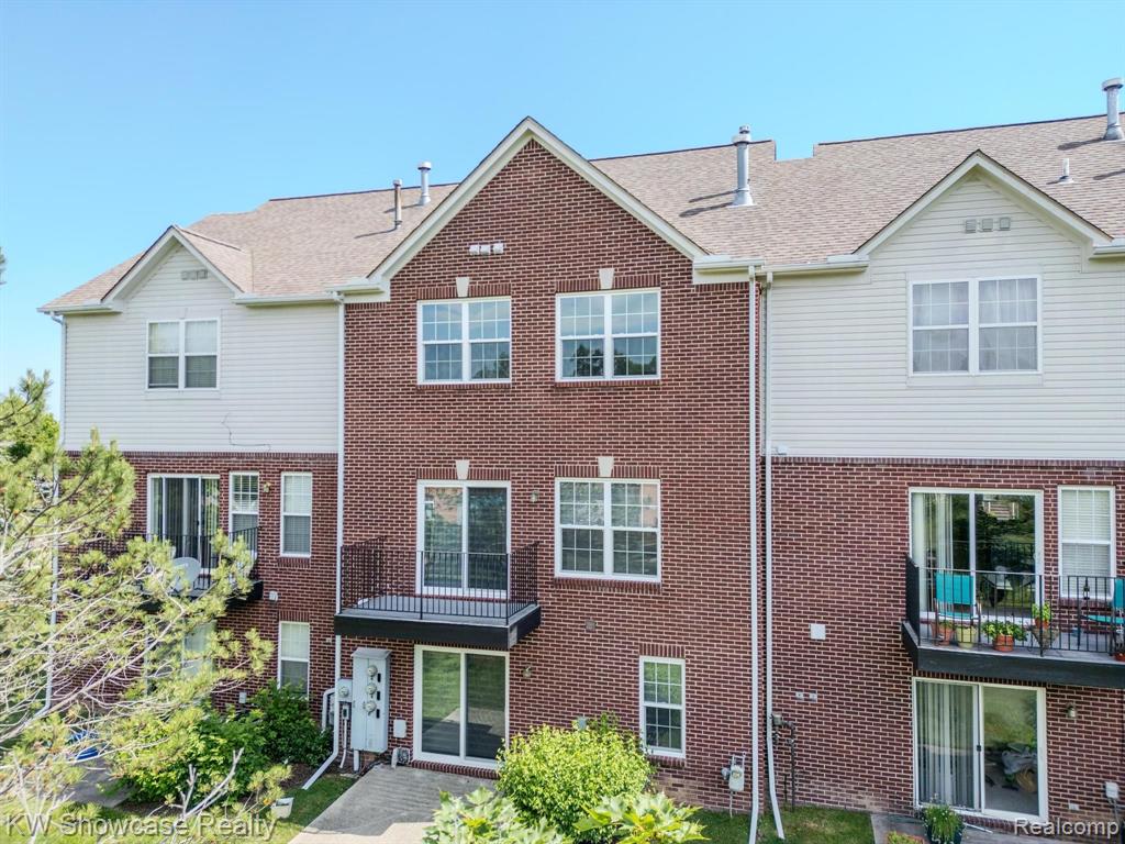 432 CHERRY ORCHARD Road, Canton, MI 48188 — Photo 6