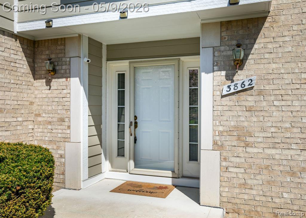 3862 Stone Haven Drive, Troy, MI 48084 — Photo 8