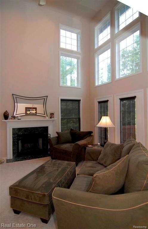 66 SANDHILLS Lane, Lake Orion, MI 48362 — Photo 13