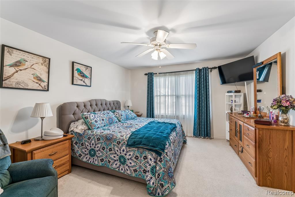 7039 Rosewood Drive, Flushing, MI 48433 — Photo 18
