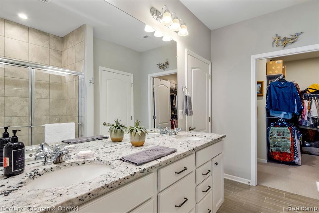 48756 ROCKVIEW Road, Novi, MI — Photo 19