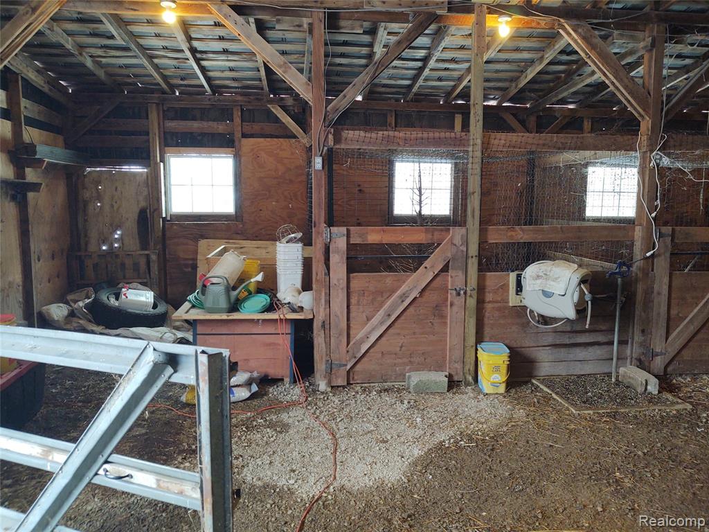 6143 Broadbridge Road, Cottrellville, MI — Photo 32
