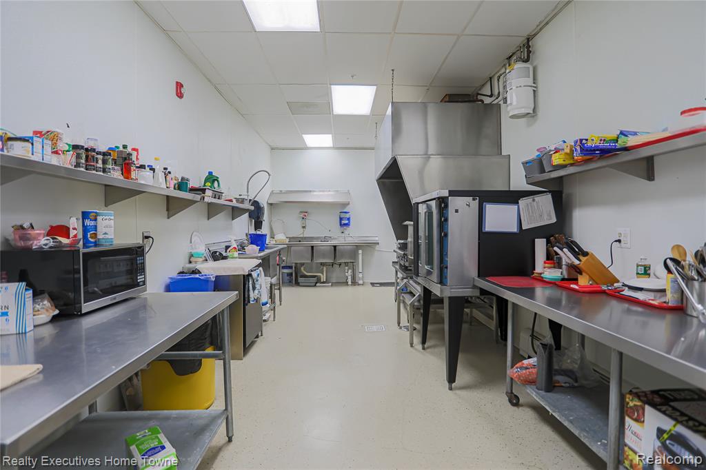 9334 River Road, Algonac, MI, 48001