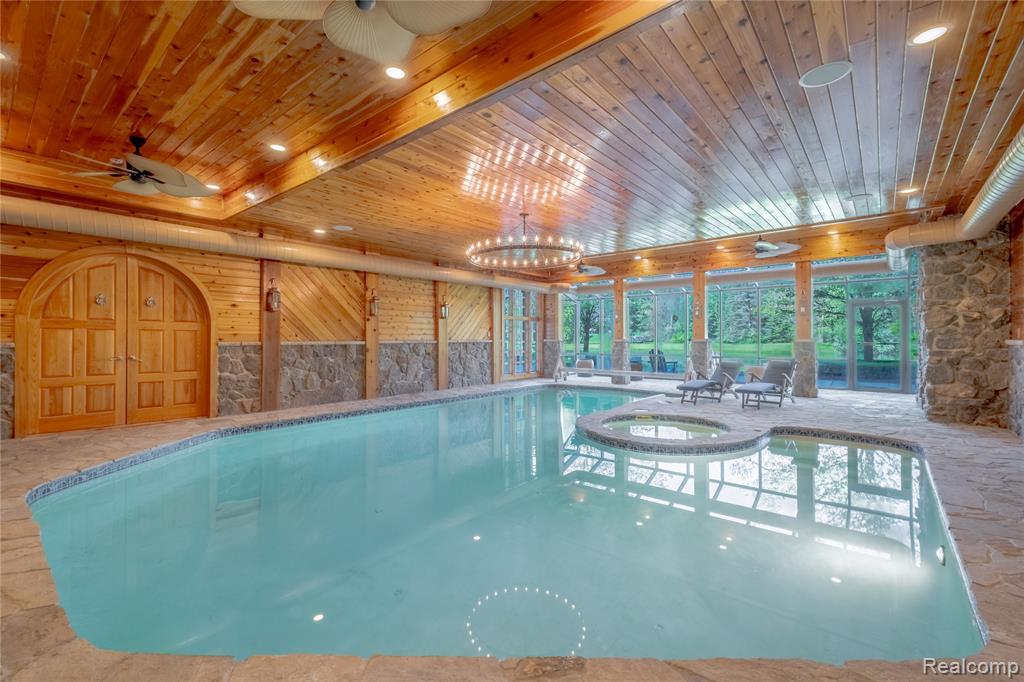 6279 CANTER CREEK Court, Grand Blanc, MI 48439 — Photo 56