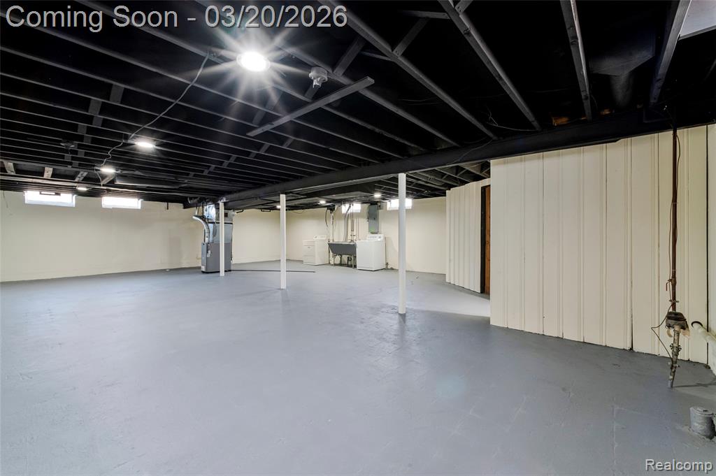 17220 W 13 Mile Road, Beverly Hills, MI 48025 — Photo 25